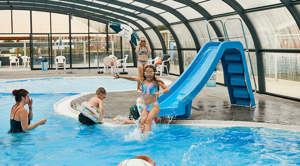 Pool with waterslide at Horsens City Camping