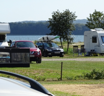 Pladserne er lavet specielt til dig, som ønsker en lækker udsigt fra campingvognen