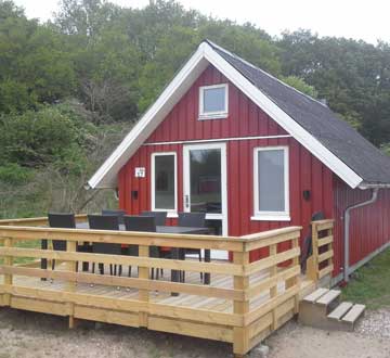 Cottage for a large family 8 persons with 2 rooms and toilet
